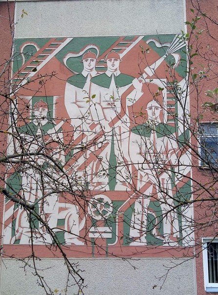 Сграфіто на вулиці Б. Хмельницького, 97