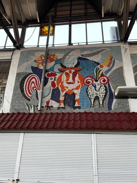 Mosaics at Cheryomushky market