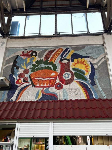 Mosaics at Cheryomushky market